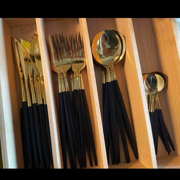 24 Piece Silverware Dinnerware Cutlery Set Black Gold Stainless Steel Elegant - Picture 4 of 12